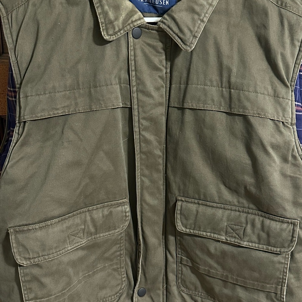 Vintage Van Heusen Outdoor Cargo Vest Jacket Men Size X-Large~Preowned - Picture 2 of 14